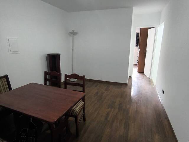 #210 - Apartamento para Venda em São Paulo - SP