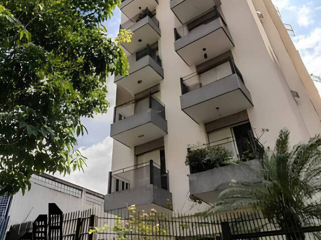 #235 - Apartamento para Venda em São Paulo - SP